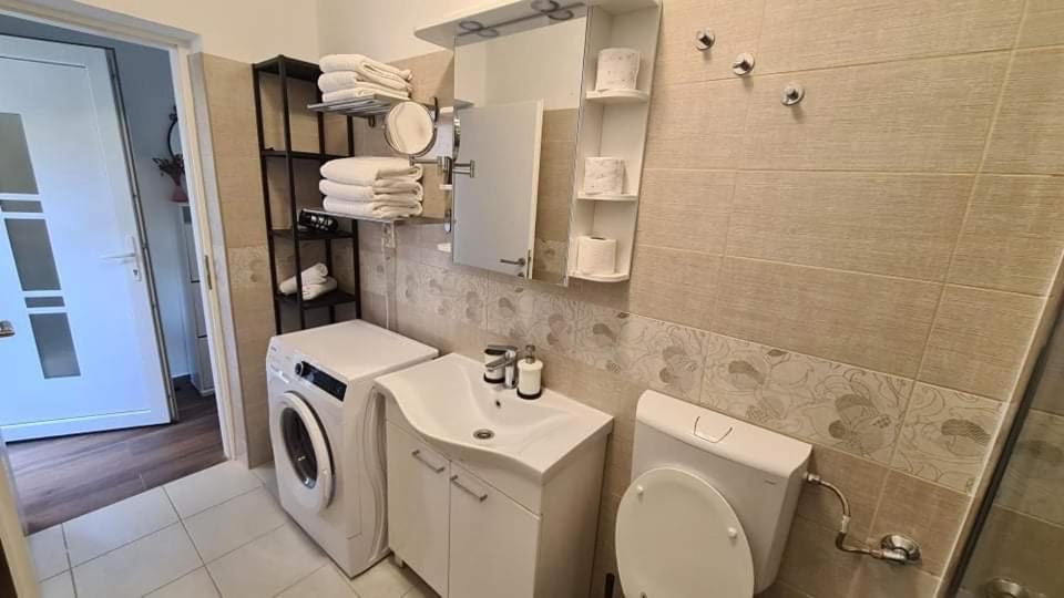 Stylish City View Apartment * Bellela * Korčula Екстериор снимка